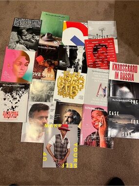 The New York Times Magazine Lot — Colorful Issues Collection